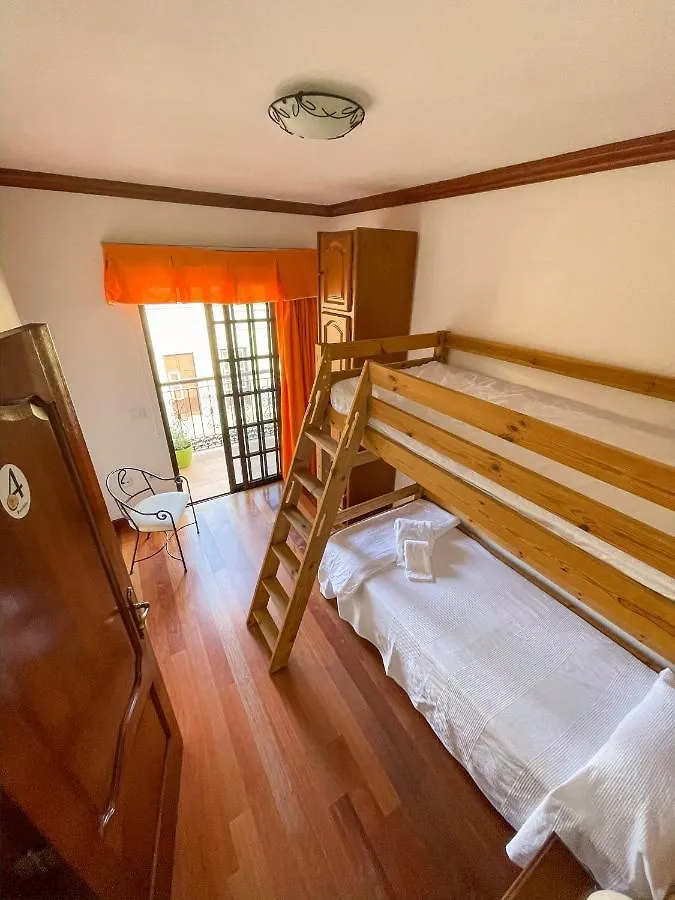 Canary Bio Hostel Tenerife Los Realejos Konukevi